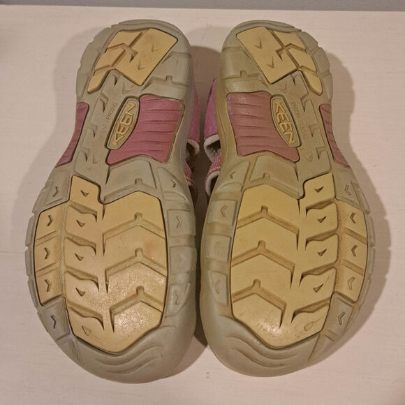 Keen Newport H2 Hiking Sport Sandal Youth Size 5 Purple - Picture 8 of 10